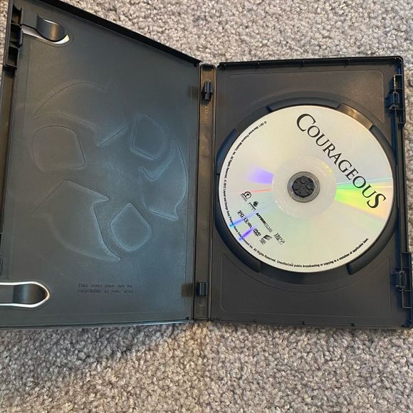 DVD Couragous Movie - Picture 2 of 2